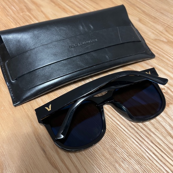 Gentle Monster Didi.di-01 Mirror Sunglasses - Picture 4 of 6